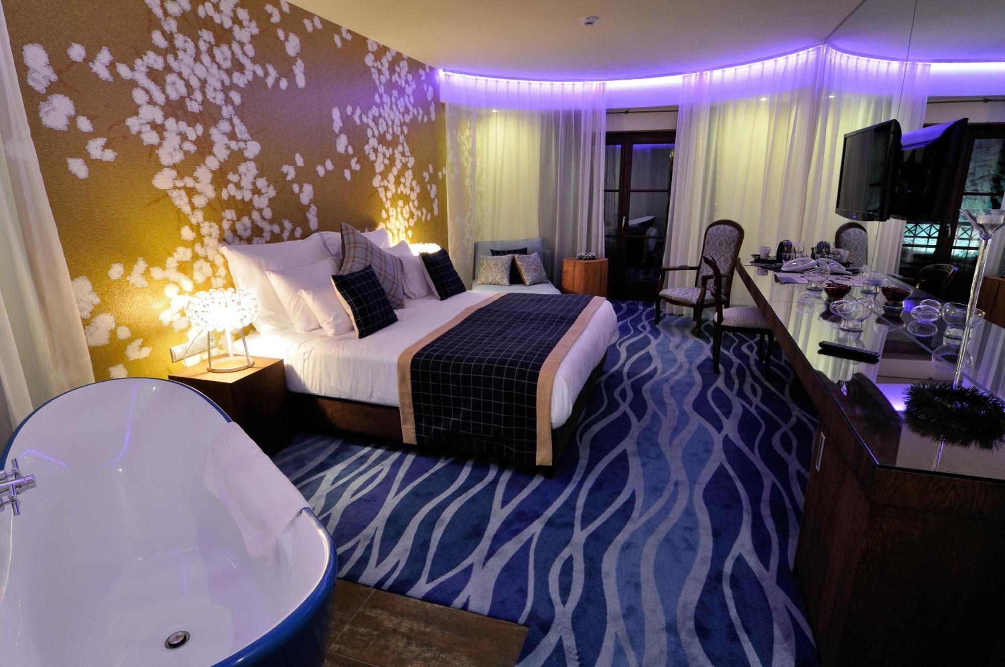 Hotel Cascade Resort & Spa Demjen Luaran gambar